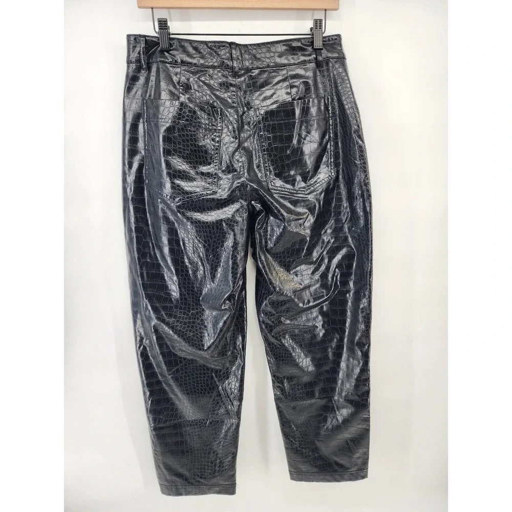 Black Faux Leather Croc Embossed Ankle Pants Size 10 Biker Animal Print Edgy Out